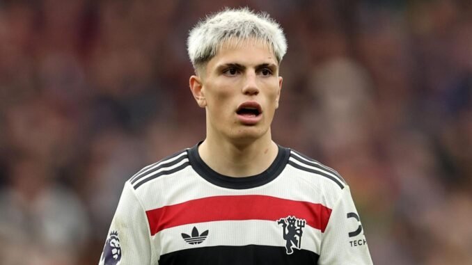 Breaking news: It was reported that Alejandro Garnacho has 'offered' his services to two Premier League clubs, which would utterly sever his relationship with Manchester United supporters Breaking news: It was reported that Alejandro Garnacho has 'offered' his services to two Premier League clubs, which would utterly sever his relationship with Manchester United supporters